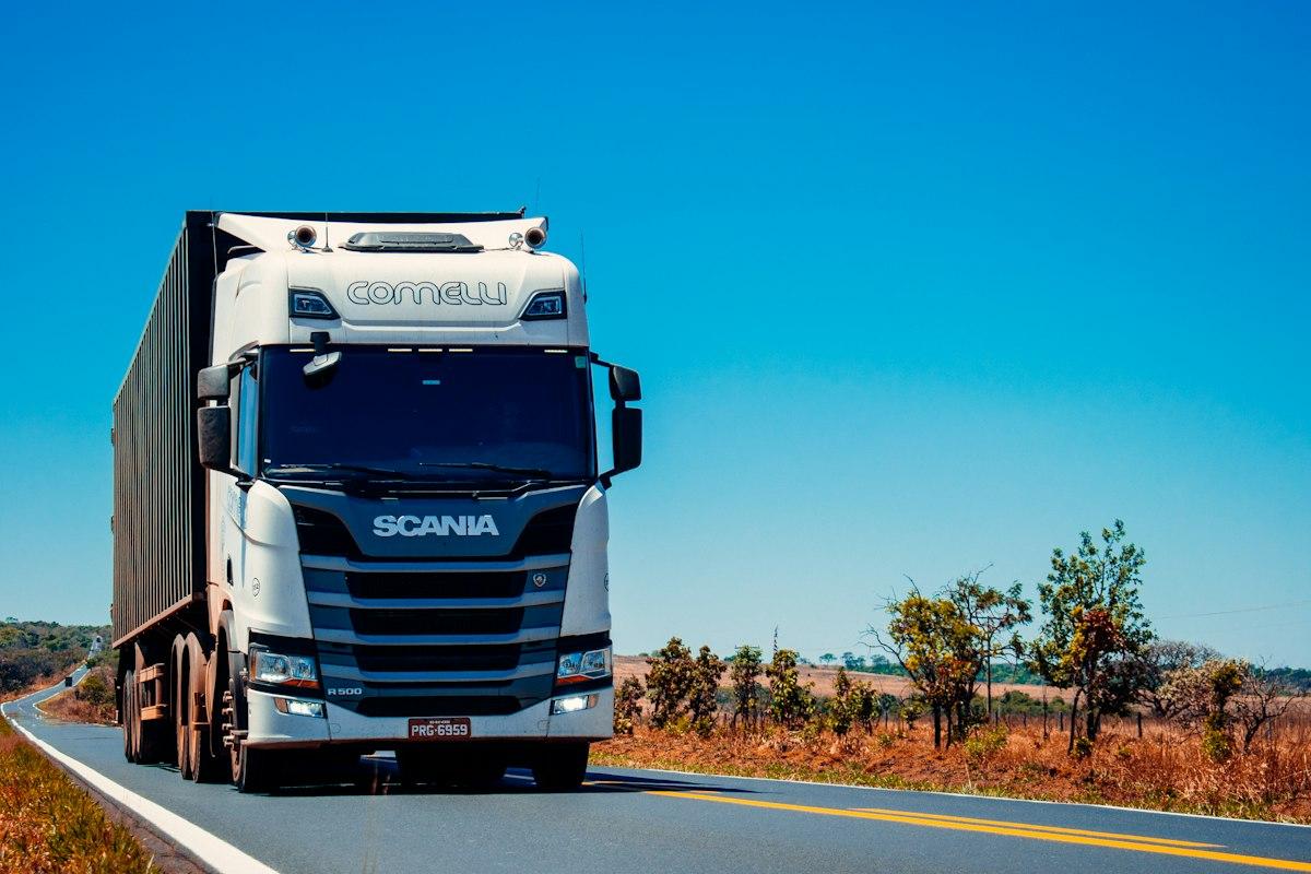 Enclosed, GPS-tracked LAWADOSI moving truck ready for long-distance transport
